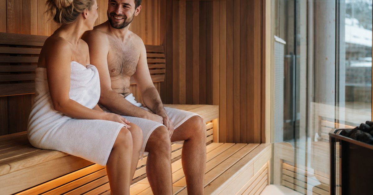 How do you choose between a two person and a four person home sauna?